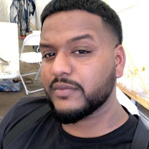 Meet your Posher, Adesh